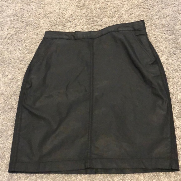 Banana Republic Factory Dresses & Skirts - Faux leather skirt Banana Republic Factory Dresses & Skirts - Faux leather skirt